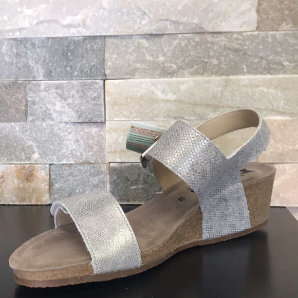 🎁 Mephisto Morgana Wedge Heel Sandals